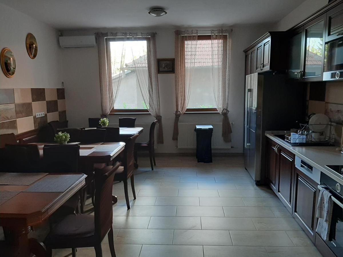 Vila Fortuna Auri Oradea Zewnętrze zdjęcie