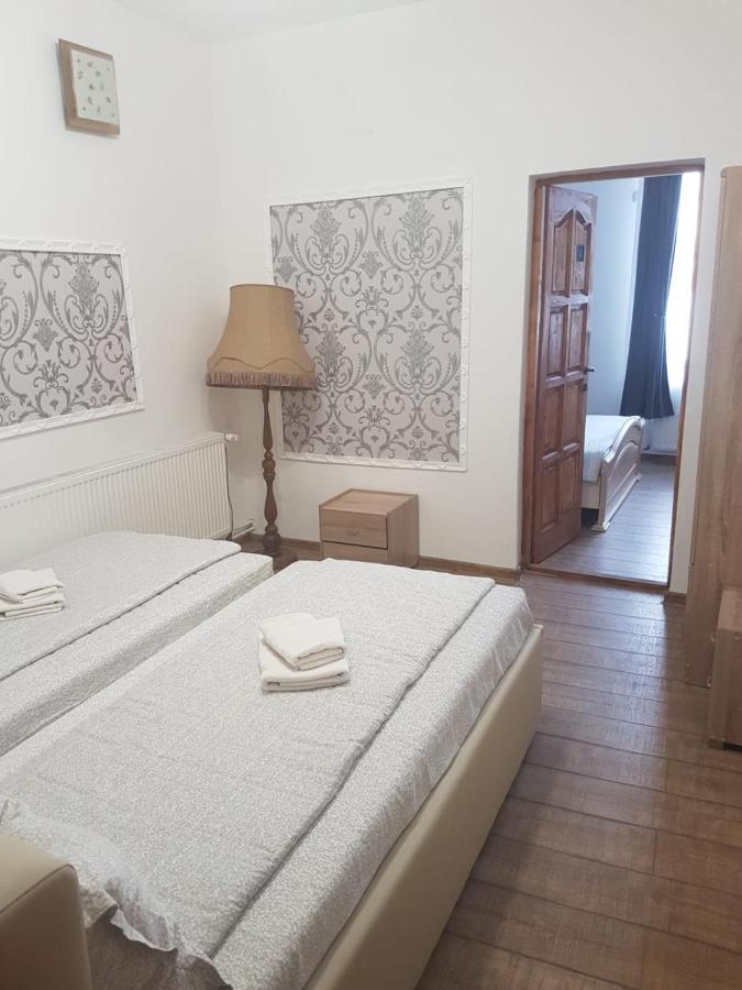 Vila Fortuna Auri Oradea Zewnętrze zdjęcie