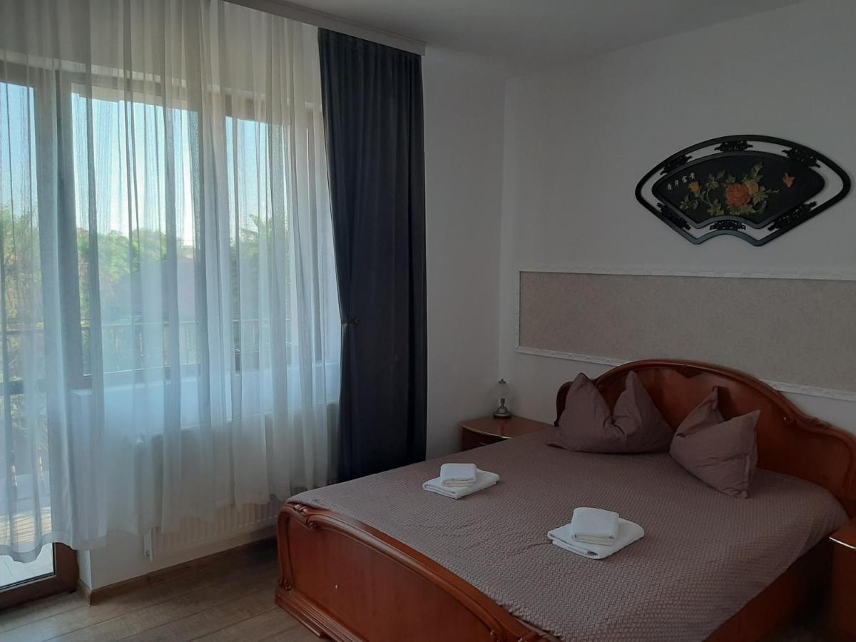 Vila Fortuna Auri Oradea Zewnętrze zdjęcie