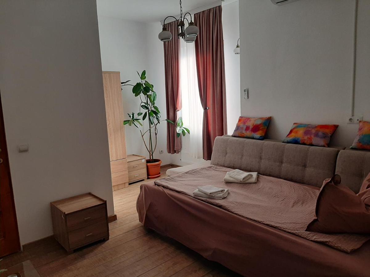 Vila Fortuna Auri Oradea Zewnętrze zdjęcie