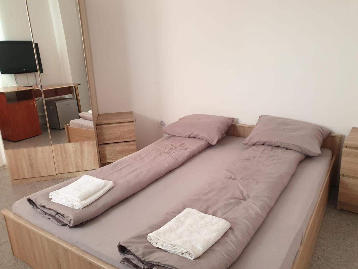 Vila Fortuna Auri Oradea Zewnętrze zdjęcie